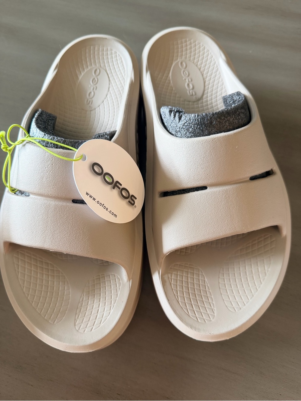 OOmega OOahh Recovery Platform Slide Sandals
